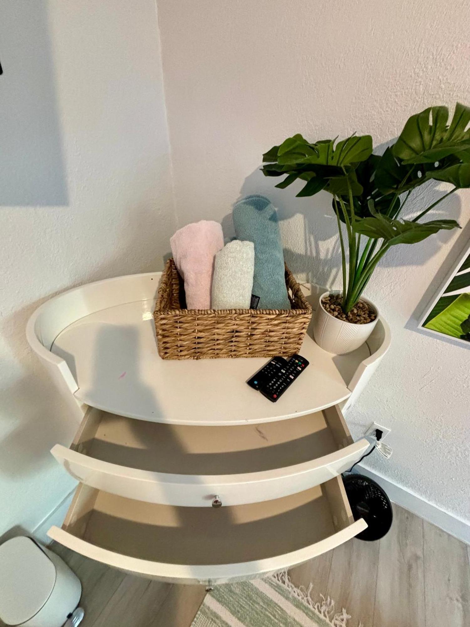 Deluxe Room In Best Location Miami In A 2 Bedrooms Unit - Parking, Laundry And Luggage Storage Zewnętrze zdjęcie